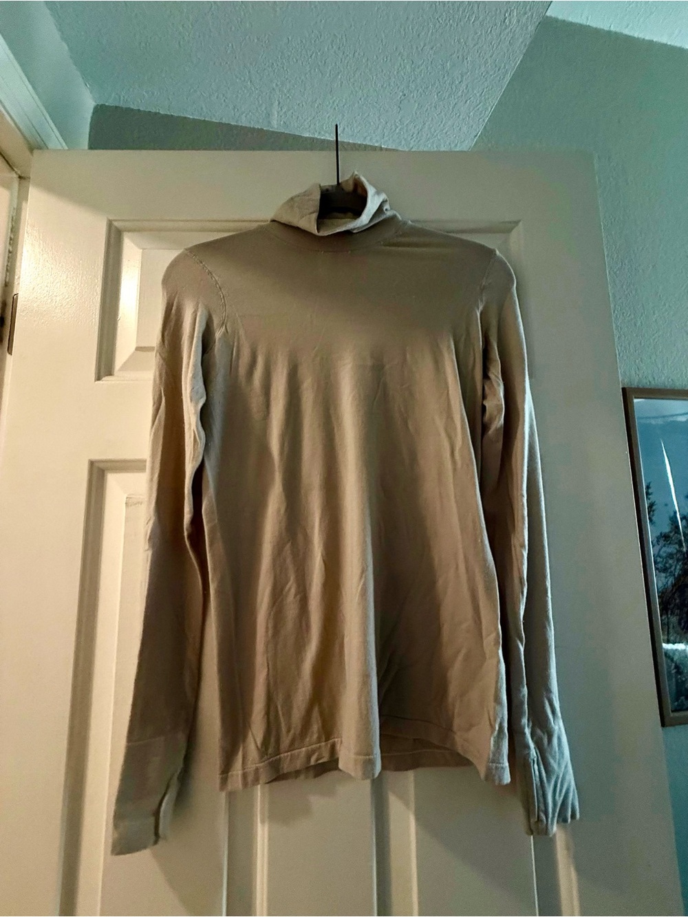 Athleta Lightweight Long-Sleeve Turtleneck - Beige size small